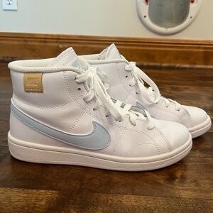 Nike Court Royale 2 Mid